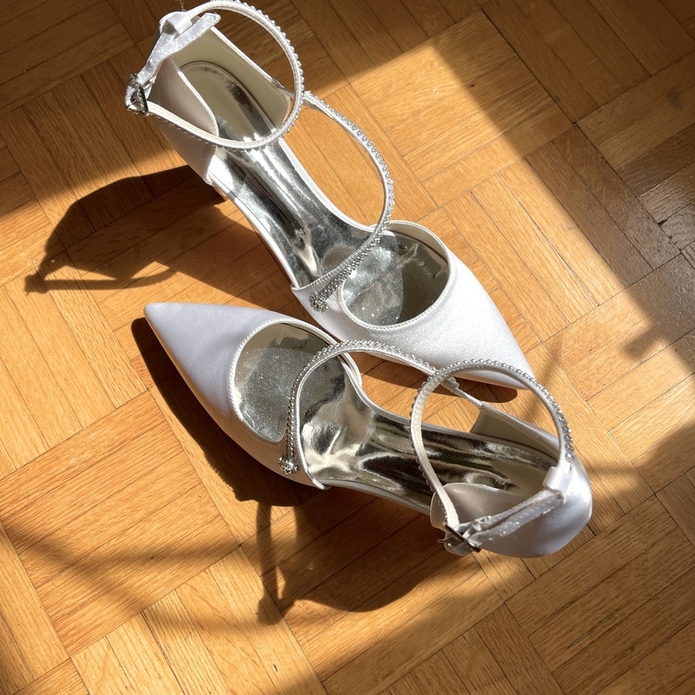 White/silver shoes with rhinestones